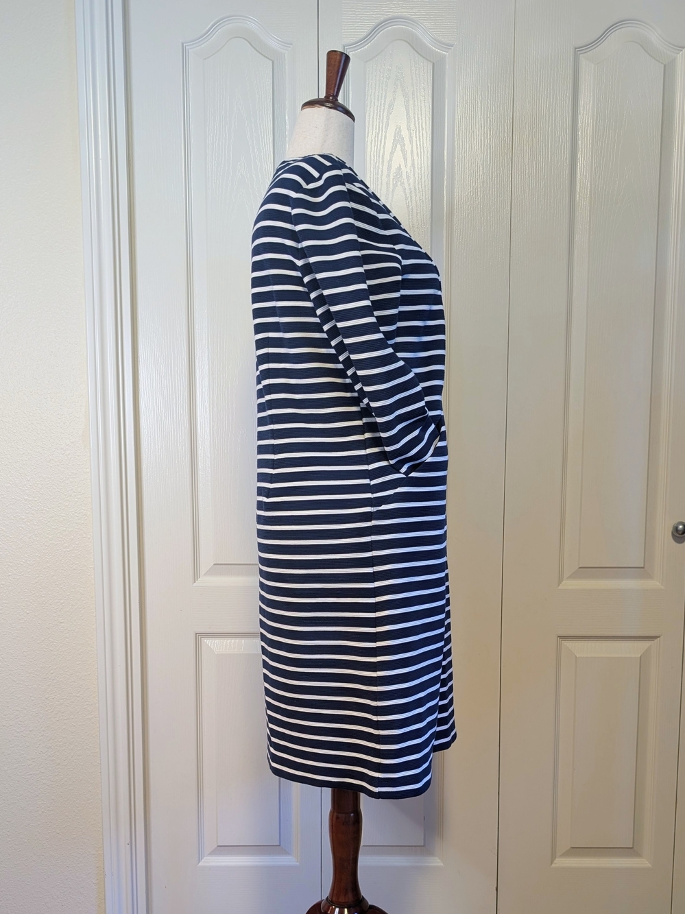 Boden Striped Ponte Knit Shift Dress | Navy Cream | EUC | 16/18R - Picture 4 of 7